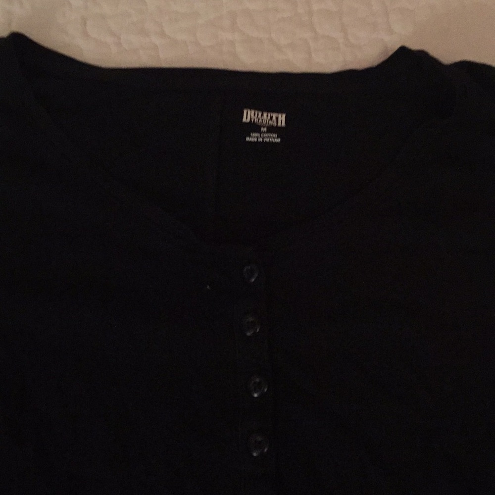 Shirt - Picture 3 of 4